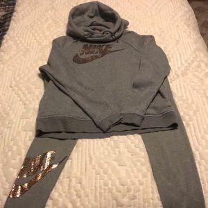 Nike ROSE GOLD Bundle - Hoodie & Leggings